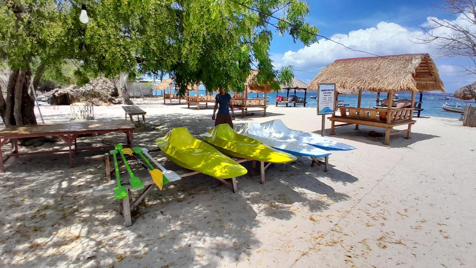 Ekas Beach Guesthouse And Restaurant Ngoại thất bức ảnh