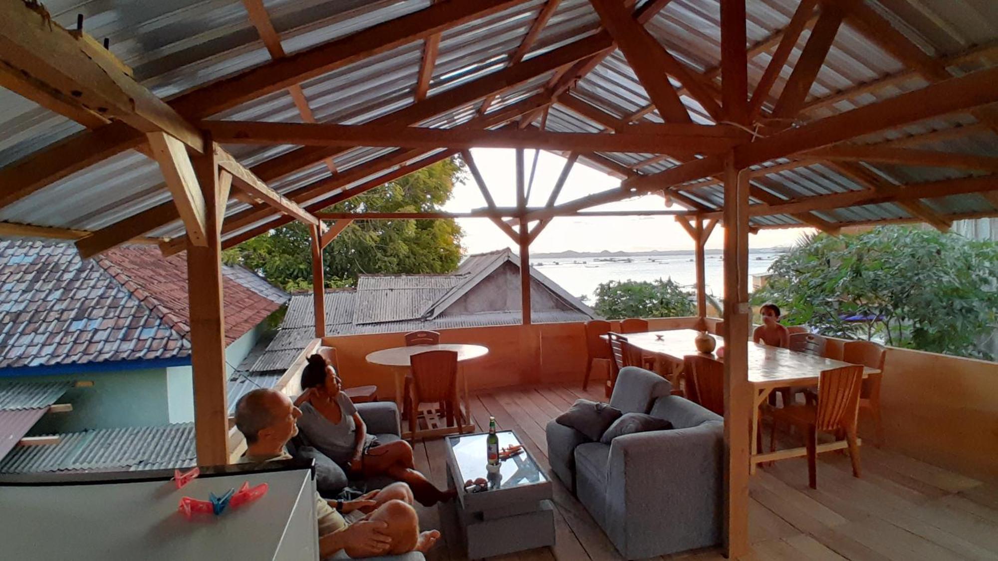 Ekas Beach Guesthouse And Restaurant Ngoại thất bức ảnh